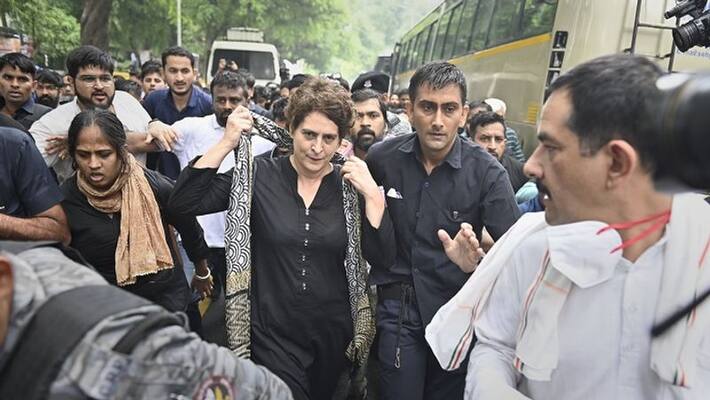 Congress General Secretary Priyanka Gandhi has again been confirmed to be infected with Corona Congress General Secretary Priyanka Gandhi has again been confirmed to be infected with Corona