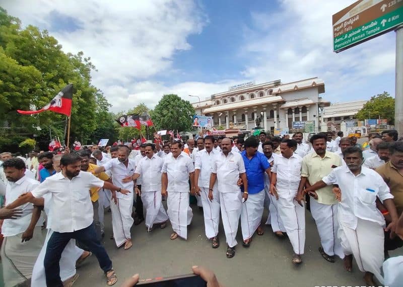 Former AIADMK MP has alleged that EPS Stalin is showing closeness