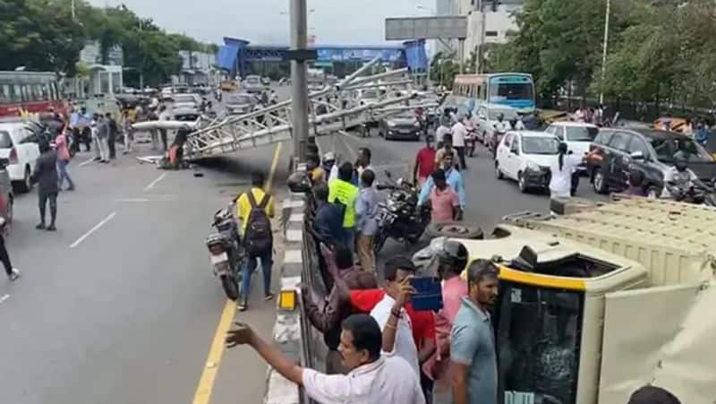 Chennai Alandur Bus Hits Name Board Falling Accident CM MK Stalin Condolences