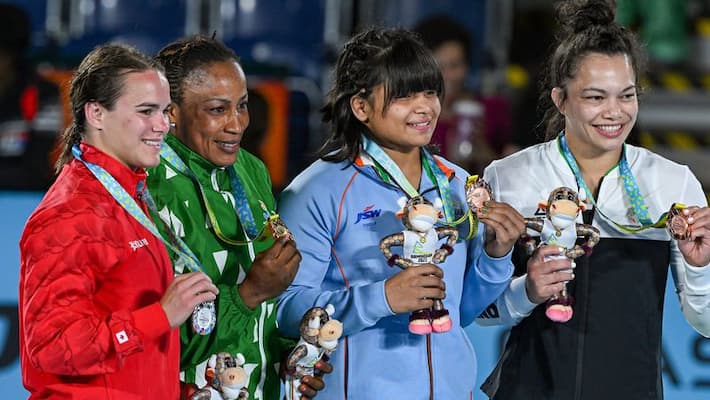 Honour me like other Delhi wrestlers: CWG 2022 star Divya Kakran to Kejriwal government snt Honour me like other Delhi wrestlers: CWG 2022 star Divya Kakran to Kejriwal government snt