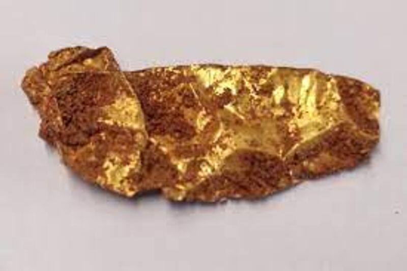 Gold bronze found in Adichanallur excavation