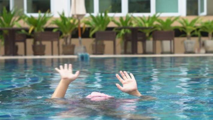 School girl died in the swimming pool in front of her mother at ambattur School girl died in the swimming pool in front of her mother at ambattur