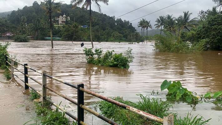 Cracks and collapses in roads due to heavy rains Madikeri kodagu rav Cracks and collapses in roads due to heavy rains Madikeri kodagu rav
