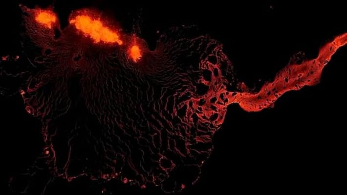 Video Footage of Volcano Eruption in iceland seems cat from hell apa Video Footage of Volcano Eruption in iceland seems cat from hell apa
