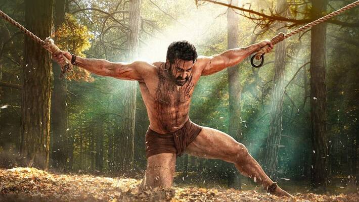 this was how rajamouli shot the scene catching tiger by ntr this was how rajamouli shot the scene catching tiger by ntr