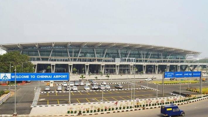59 lakh worth of gold seized at Chennai airport.. 59 lakh worth of gold seized at Chennai airport..