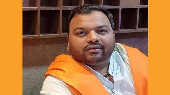 Sikar news khatushyam stampede case update bhajan singer kanhaiya to help family of 3 women died in incident sca Sikar news khatushyam stampede case update bhajan singer kanhaiya to help family of 3 women died in incident sca