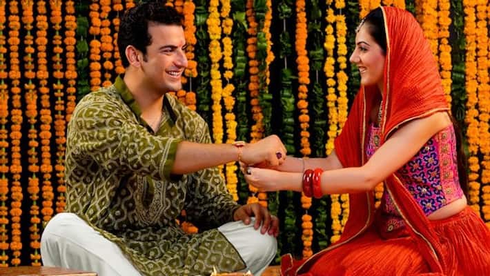 Follow those tips from Raksha Bandhan to make sibling relationship strong ABSC Follow those tips from Raksha Bandhan to make sibling relationship strong ABSC
