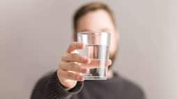 Does drinking warm water help reduce cholesterol