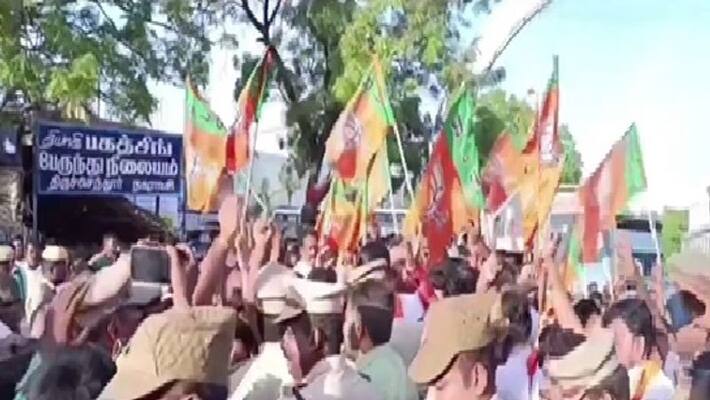 bjp protest against son in law of cm stalin at Thiruchendur bjp protest against son in law of cm stalin at Thiruchendur