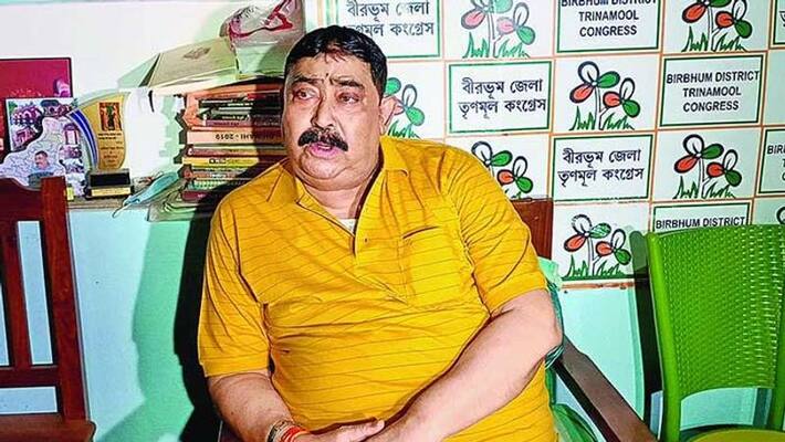 Anubrata Mondal on first day of CBI custody in cattle smuggling case, spoke to his daughter bsm Anubrata Mondal on first day of CBI custody in cattle smuggling case, spoke to his daughter bsm