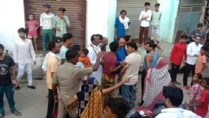 Hardoi Case filed against 210 including former chairman and SP leader in Tiranga Yatra ruckus many arrested Hardoi Case filed against 210 including former chairman and SP leader in Tiranga Yatra ruckus many arrested