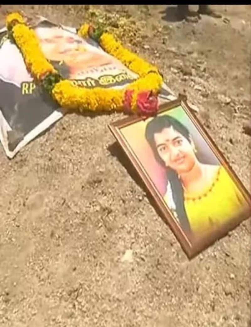 Today is the birthday of Srimathi.. The heart melting thing done by parents at the burial place 