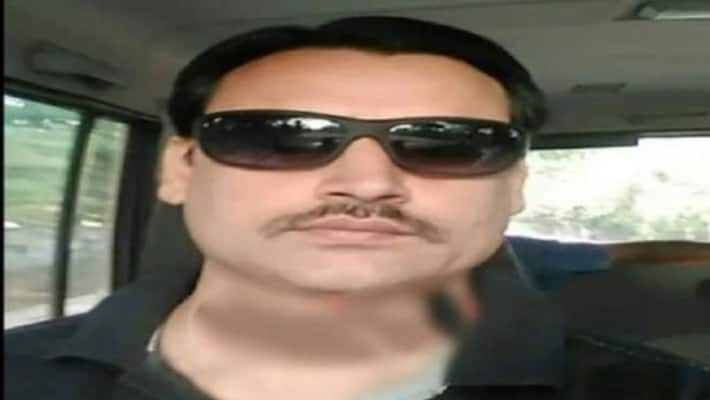 lohardaga news police jawan commits suicide by shooting himself with service revolver Jharkhand kpr lohardaga news police jawan commits suicide by shooting himself with service revolver Jharkhand kpr