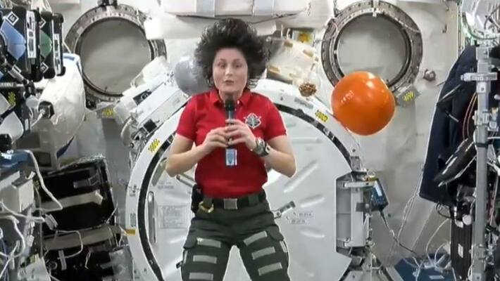 Sky is not the limit Italian astronaut wishes India from space hails ISRO Sky is not the limit Italian astronaut wishes India from space hails ISRO