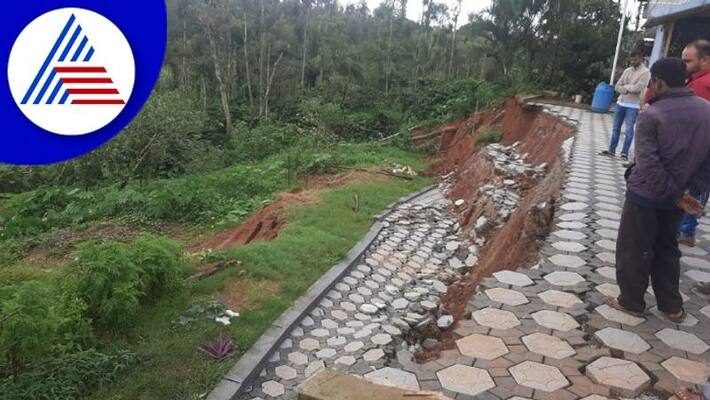 houses collapse due to heavy rain in chikkamagaluru gow houses collapse due to heavy rain in chikkamagaluru gow