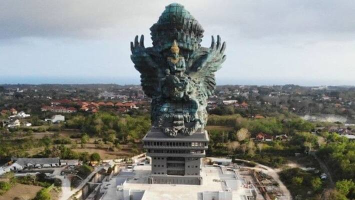 KBC 14 Kaun Banega Crorepati Amitabh Bachchan in which muslim country Tallest Lord Vishnu Statue stb KBC 14 Kaun Banega Crorepati Amitabh Bachchan in which muslim country Tallest Lord Vishnu Statue stb