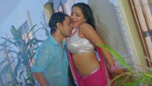 Monalisa New Xxx - HOT Video: Bhojpuri actress Monalisa and Nirahua's romantic song 'Joban  Daba Di Raja ji' goes viral (WATCH)