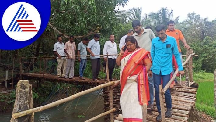 Mla Roopali Naik Constructs Foot Bridge For Padmashree Awardee Tulasi Gowda House gvd Mla Roopali Naik Constructs Foot Bridge For Padmashree Awardee Tulasi Gowda House gvd