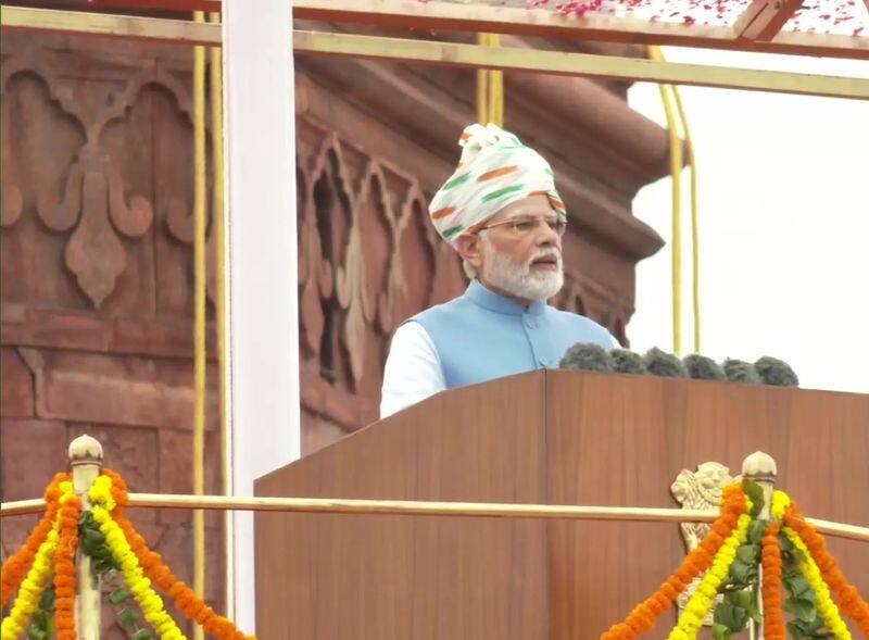 Independence Day 2022.. PM Modi Turban With Tricolour Print