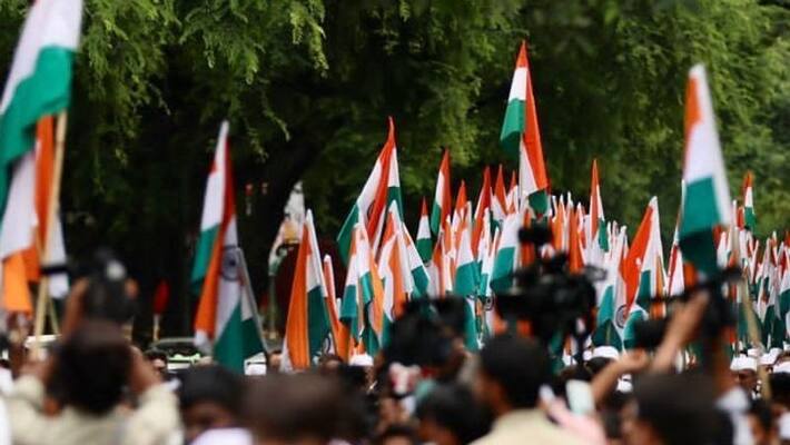 Congress strongly criticized PM Modi's parivartantra remarks on independence day bsm Congress strongly criticized PM Modi's parivartantra remarks on independence day bsm