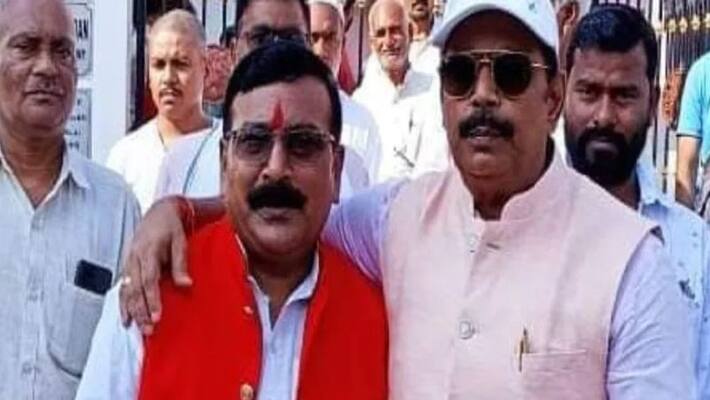 bahubali ex mp anand mohan arrived home and meets family Bihar BJP Attacks jdu kpr bahubali ex mp anand mohan arrived home and meets family Bihar BJP Attacks jdu kpr