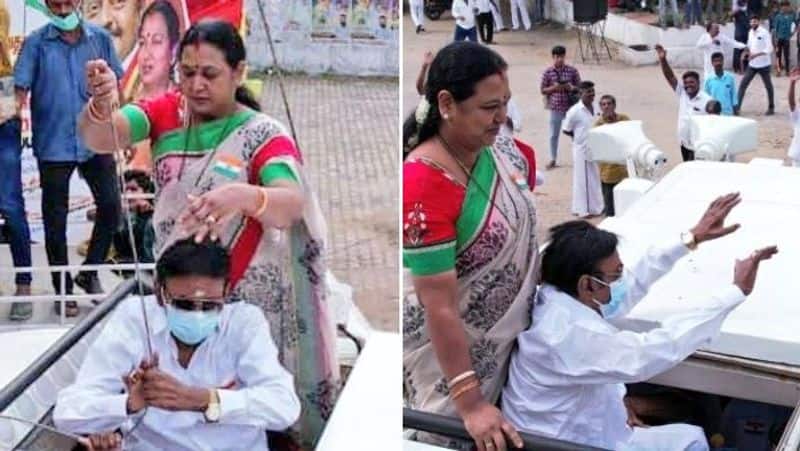 Dmdk volunteers cried after seeing captain Vijayakanth at party office