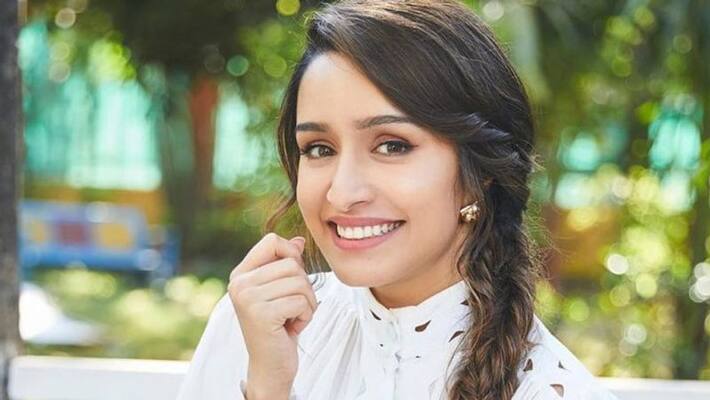 shraddha kapoor tiger shroff reunite for bade miyan chote miyan remake as per reports KPJ shraddha kapoor tiger shroff reunite for bade miyan chote miyan remake as per reports KPJ