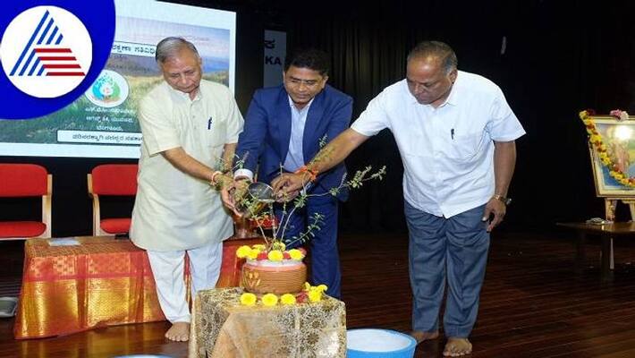 Complete Ban on Non Recyclable Plastic Says Dr Shanta Thimmaiah grg Complete Ban on Non Recyclable Plastic Says Dr Shanta Thimmaiah grg
