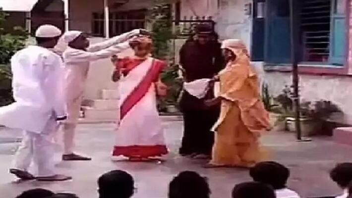 Lucknow girl became Mother India crowned and offered Namaz know what full truth viral video school Lucknow girl became Mother India crowned and offered Namaz know what full truth viral video school