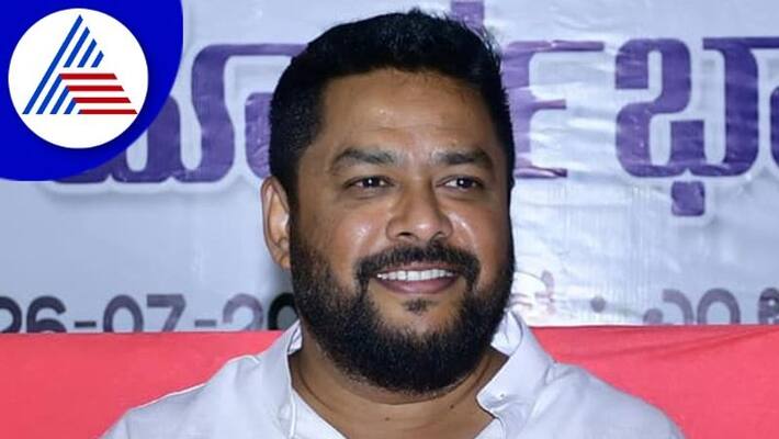 Big talk war between minister Sriramulu and congress MLA Nagendra gow Big talk war between minister Sriramulu and congress MLA Nagendra gow