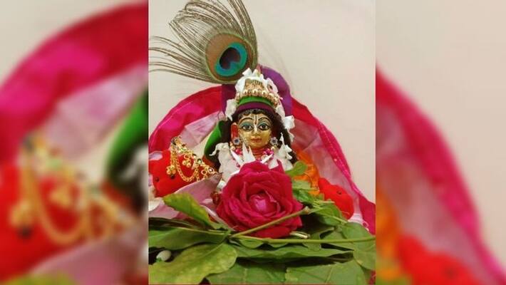 Janmashtami 2022 Offer food and dress to Gopal according to the zodiac for auspicious results BDD Janmashtami 2022 Offer food and dress to Gopal according to the zodiac for auspicious results BDD