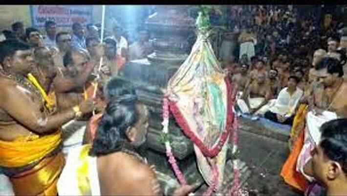 Tiruchendur temple Avani month festival begins today with flag hoisting Tiruchendur temple Avani month festival begins today with flag hoisting