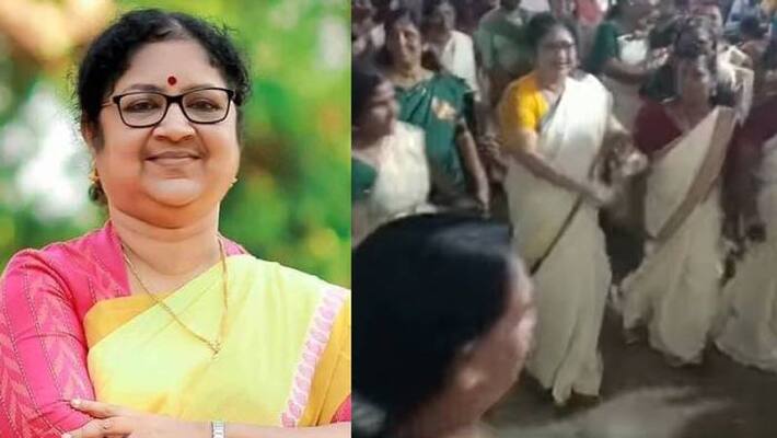 Minister R Bindu dances with CDS members in Thrissur Minister R Bindu dances with CDS members in Thrissur
