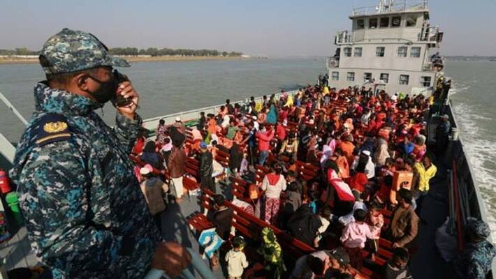55 Sikh, Hindu refugees from Afghanistan arrive in Delhi 55 Sikh, Hindu refugees from Afghanistan arrive in Delhi