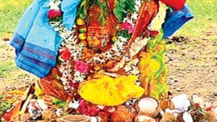 Tension prevails over Goddess pochamma idol found and missing in warangal Tension prevails over Goddess pochamma idol found and missing in warangal
