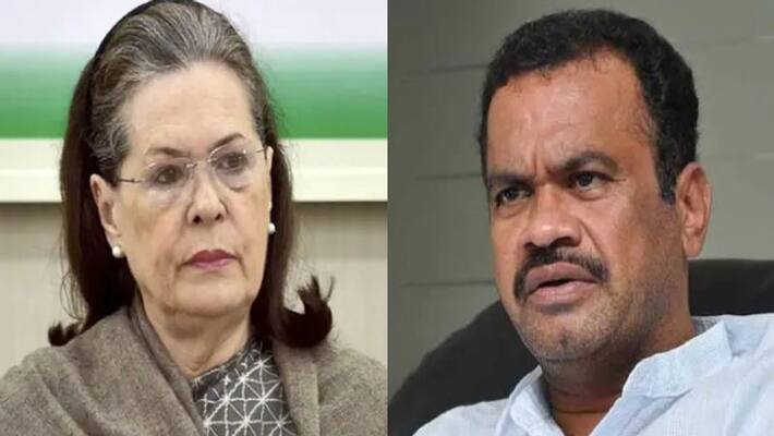 Congress MP Komatireddy Venkat Reddy Seeks Sonia Gandhi Appointment Congress MP Komatireddy Venkat Reddy Seeks Sonia Gandhi Appointment