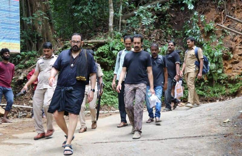 Union Minister Rajeev Chandrasekhar had darshan at Sabarimala with irrumudi..walked and climbed the mountain.
