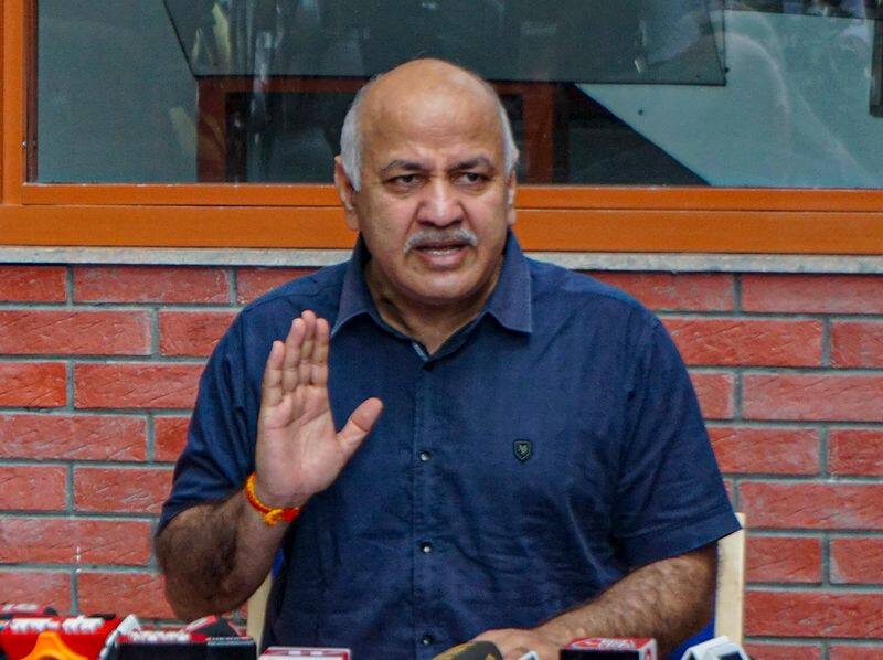 AAP targets the PM,  the CBI will obtain pencils and geometry boxes from Sisodia's home.