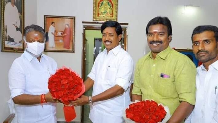 Volunteers are looking for OPS... vaithilingam Volunteers are looking for OPS... vaithilingam