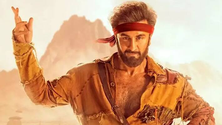 Boycott Brahmastra trends again as netizens slam Ranbir Kapoor for old I'm a beefy guy statement sgk Boycott Brahmastra trends again as netizens slam Ranbir Kapoor for old I'm a beefy guy statement sgk
