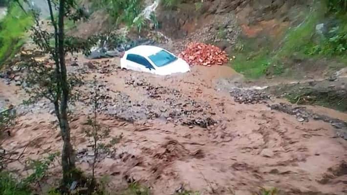 5 killed, 13 feared dead in separate incidents of flash flood, landslide in HP kpa 5 killed, 13 feared dead in separate incidents of flash flood, landslide in HP kpa