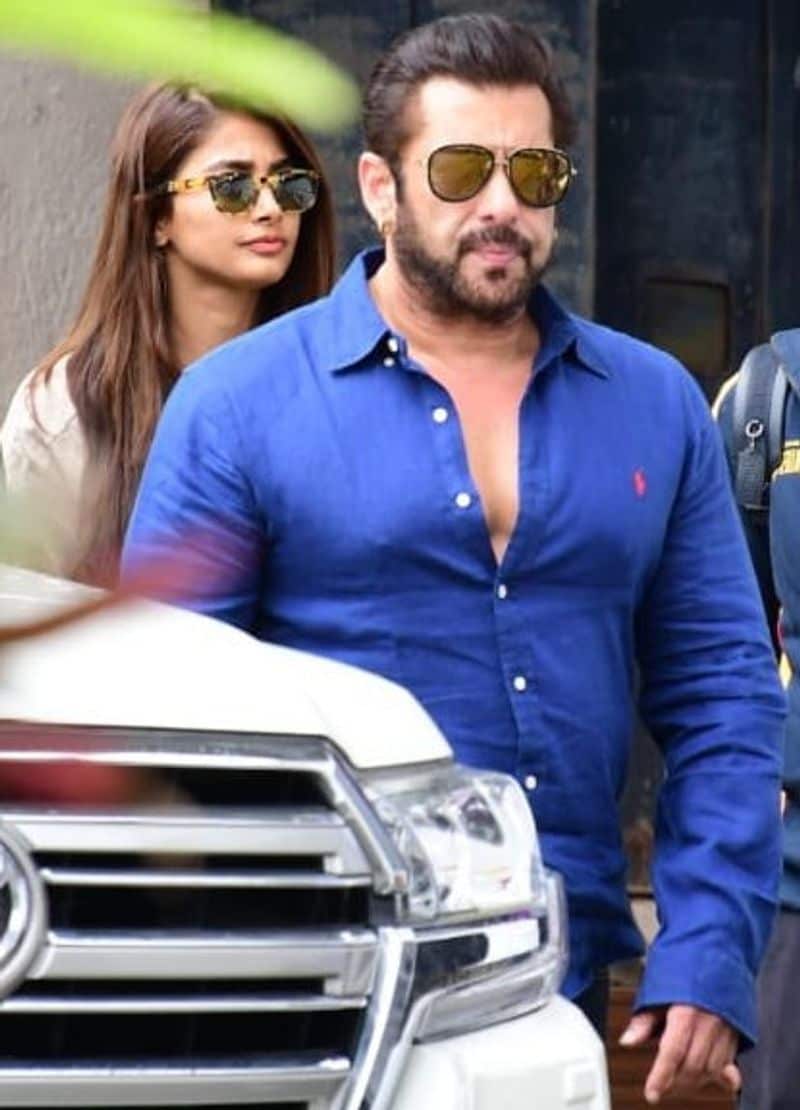 Salman Khan is dating 24 years younger actress Pooja Hegde rps