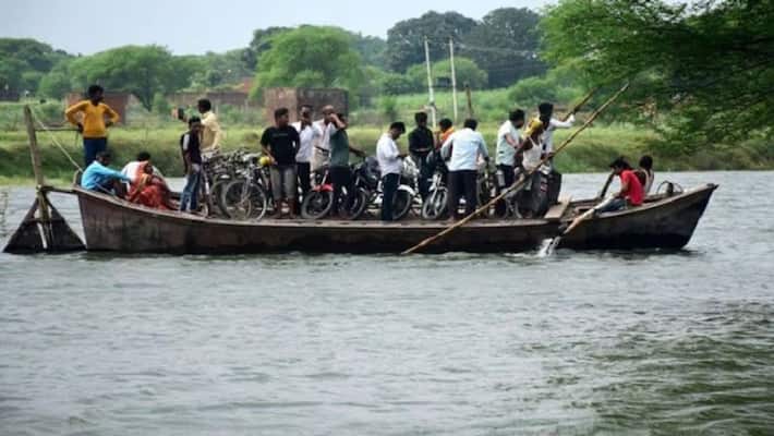 Prayagraj water level of Ganga Yamuna continues rise the threat of flood remains Prayagraj water level of Ganga Yamuna continues rise the threat of flood remains