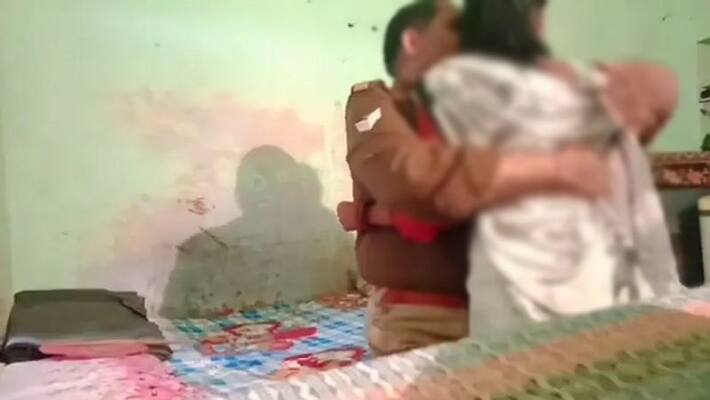 unnao police constable video viral on social media bangarmau unnao police constable video viral on social media bangarmau