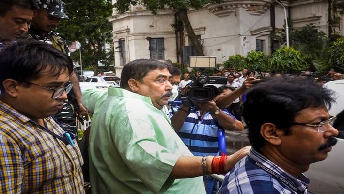 Sahgal Hossain took care of Anubrata Mondal in asansol special correctional home Sahgal Hossain took care of Anubrata Mondal in asansol special correctional home