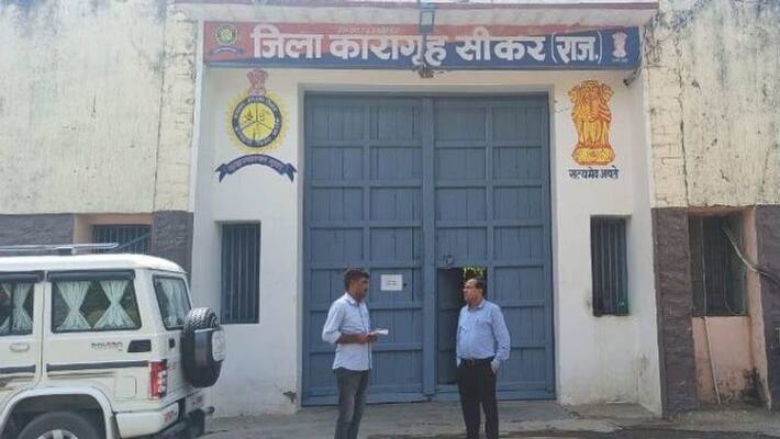 sikar news slanging happen in jail between guard and accused sent goons to beat his family member who is posted there asc sikar news slanging happen in jail between guard and accused sent goons to beat his family member who is posted there asc