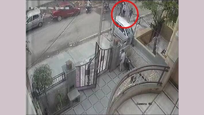 jaipur crime news gangwar happen in rajasthan state goons attack at historysheeter with fire and axe asc jaipur crime news gangwar happen in rajasthan state goons attack at historysheeter with fire and axe asc