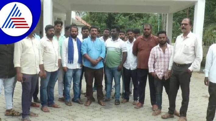 Another controversial video Shared in Social Media at Chikkamagaluru grg Another controversial video Shared in Social Media at Chikkamagaluru grg