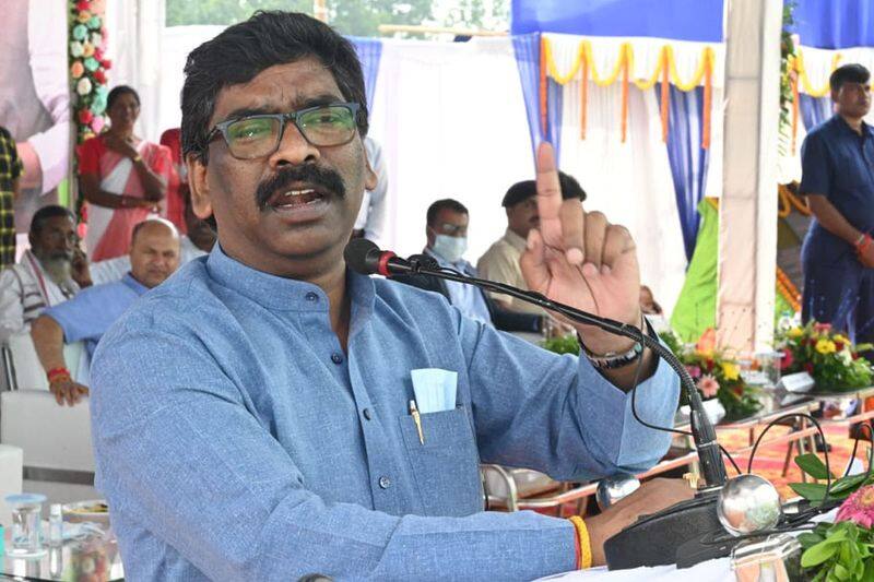 Jharkhand political crisis deepens JMM MLAs to be shifted to Bengal Chattisgarh
